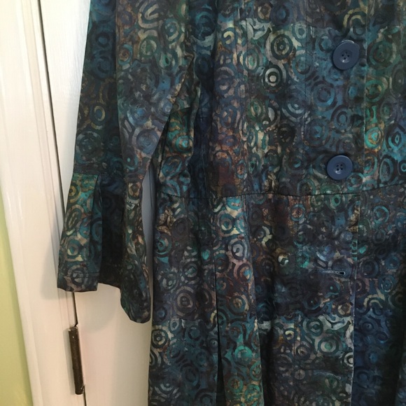 Light Jacket - Picture 2 of 5